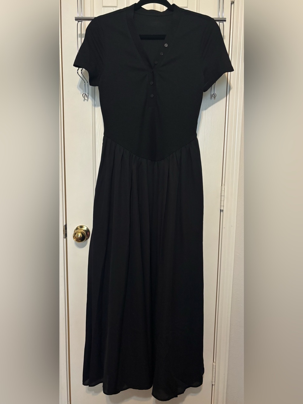 Commense Black Short-Sleeve Maxi Dress